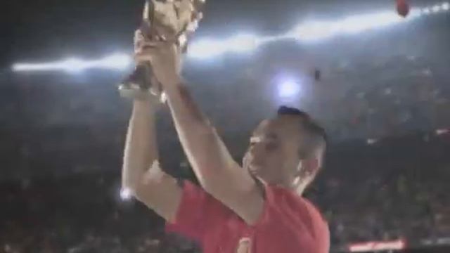 Andres Iniesta y oso Tima смотреть онлайн