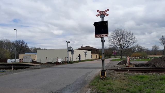 Železniční Přejezd - Staré Jesenčany (15.4. 2022) смотреть онлайн