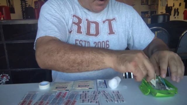 Gary Hernandez martial arts with updated pocket medical kit смотреть онлайн