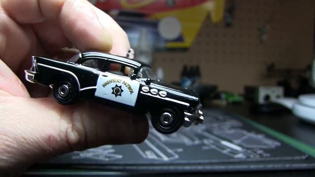MATCHBOX : '56 Buick Century Police Car смотреть онлайн