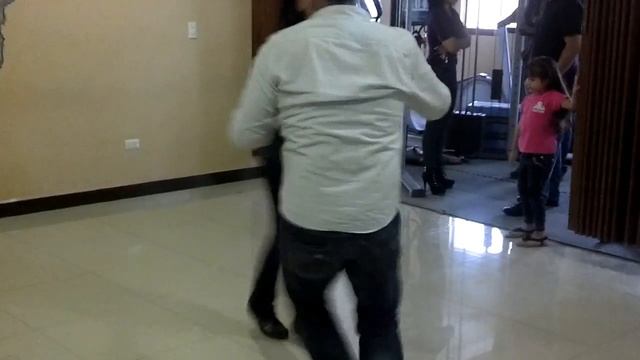 Cumbia de Vueltas "Rocio Morales (Monterrey) y Emmanuel Macias (Tampico)" смотреть онлайн