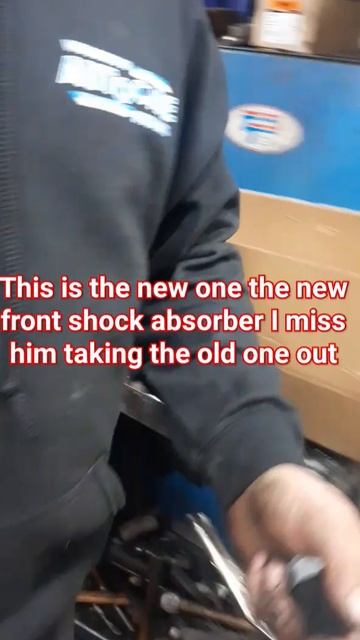 the new front shock absorber for the old Escalade 2004 смотреть онлайн