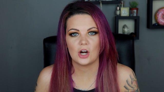 CLOSED 1K subscriber GIVEAWAY!!!! Estee Lauder + Revolution makeup! смотреть онлайн