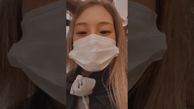 Yoo Seulki Instagram Live 27 смотреть онлайн