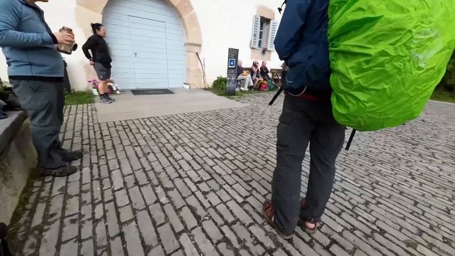 Finally Spain! | Road to Santiago смотреть онлайн