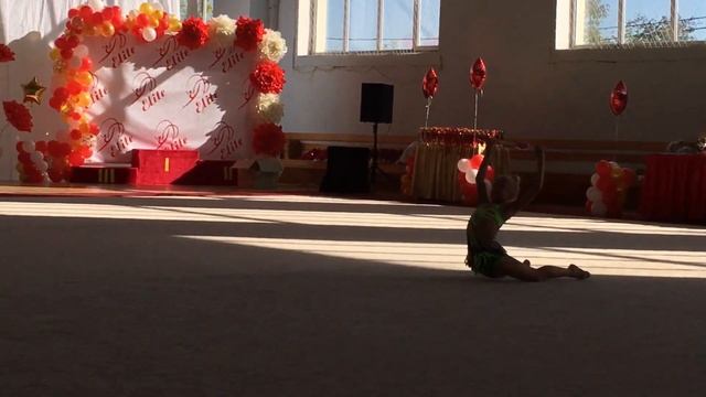 Нагорняк Алиса. Elite cup 2018. Упражнение с булавами. смотреть онлайн