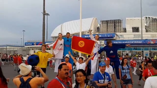 Футболисты на ходулях ФИФА смотреть онлайн