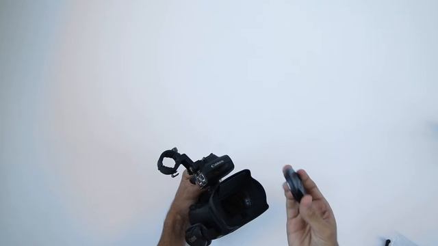 Canon XA20 Professional HD Camcorder смотреть онлайн