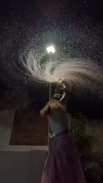 Trend ke bahane naha bhi liya 🤭 #shorts #youtubeshorts #viralshort смотреть онлайн