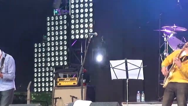 2011-07-23 - John Lees` Barclay James Harvest - Ball and Chain - High Voltage Festival - London смотреть онлайн