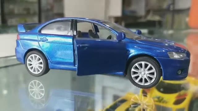 Kinsmart brand 1/36 Blue diecast смотреть онлайн