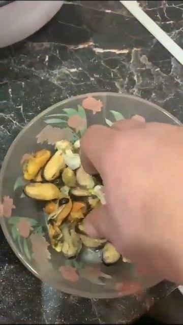 Какая вкуснейшая горбуша с мидии 🐟🐟🐙🦑😋😋 МММ! смотреть онлайн