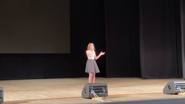 Кравченко Алена - G. MacDermol, J. Rado, G. Ragni "Ain't Got No, I Got Life" смотреть онлайн