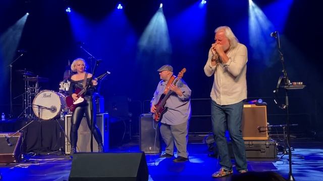 Night Train. Tab Benoit. Samantha Fish. Swampland Tour Little Rock 12-10-21 смотреть онлайн