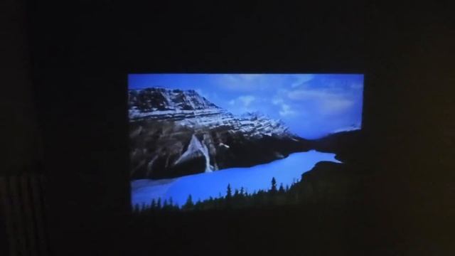CRYSTAL EDGE DARK SILVER SCREEN PAINT ON A BROOKSTONE 200 LUMENS PROJECTOR IN 360P LIGHT ON! смотреть онлайн