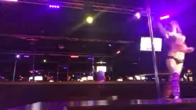 Diana Lynns At work standard pole dance workout video смотреть онлайн