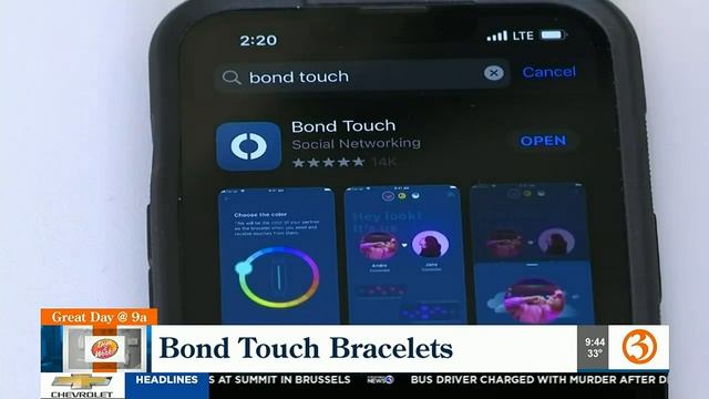 DOES IT WORK? Bond Touch Bracelets смотреть онлайн