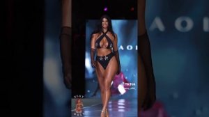 Most Beautiful Women In The World | 😎 Lucciana Beynon | Baddie Review