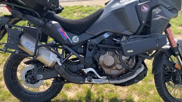 Africa Twin Adv Sports 2022 engine oil burning #africatwin1100 MUST WATCH! смотреть онлайн