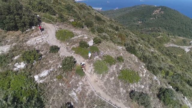 2018 EWS Round 8 - Ibis Cycles Enduro Race Team смотреть онлайн