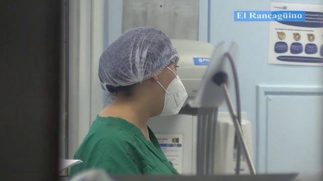Las escuderas del Hospital de Santa Cruz, como se combate el Covid 19 en un recinto asistencial. смотреть онлайн