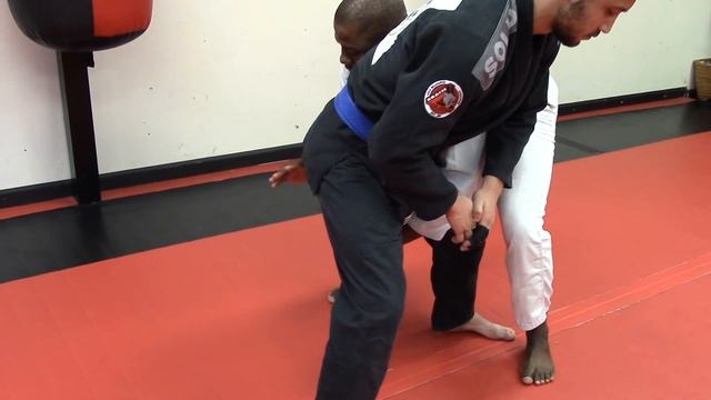 Arm Drag | Single Leg, Double Leg, Leg Hook Take Downs with Professor Mackens Semerzier смотреть онлайн