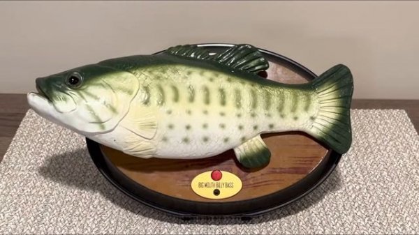 ‘Big Mouth Billy Bass Junior’ The Singing Sensation