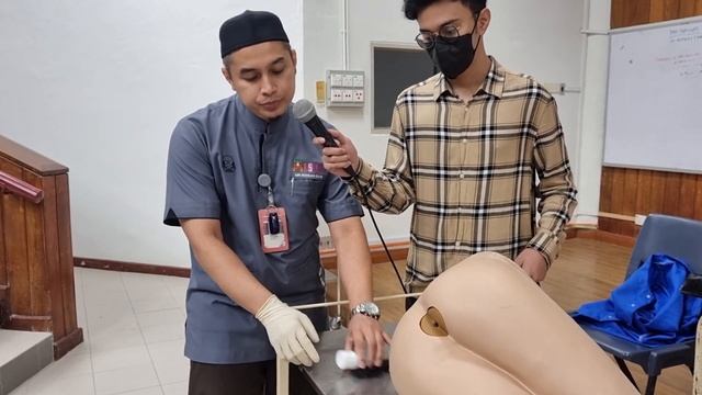 Per Rectal Examination (HUSM) смотреть онлайн