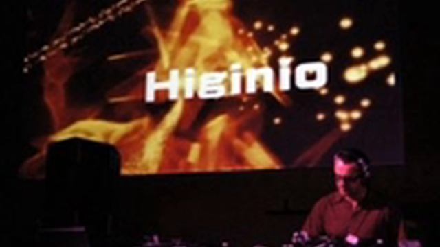 Higinio @ Sala Help (A Coruña) 13-07-1996 смотреть онлайн