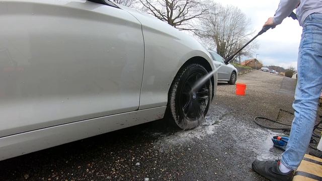 How to: BMW 2er Cabrio Handwäsche / Deepclean / Fahrzeugpflege смотреть онлайн