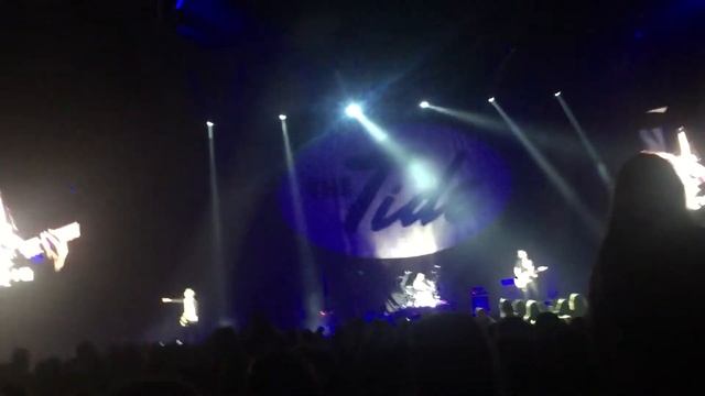 The Tide-Neon Trees-Animals cover, Belfast 20/4/15 смотреть онлайн