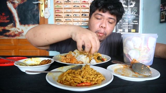 GULAI JENGKOL DAN USUS‼️KULINER INDONESIA - Sudah gendut susah kurus смотреть онлайн