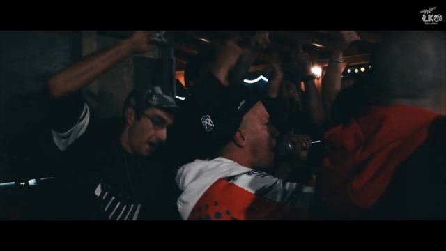 ALIEN x BUBAS - POO POO смотреть онлайн