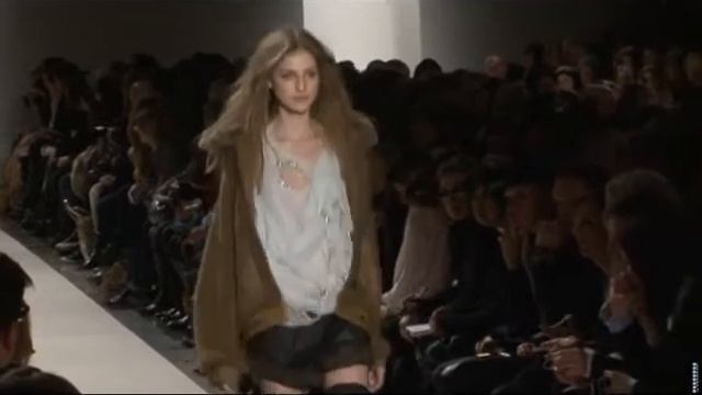 Vanessa Bruno- Women's Ready to Wear Autumn/Winter 2010/11 смотреть онлайн