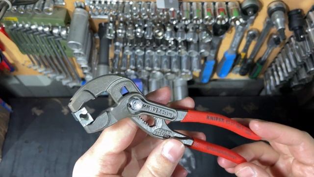 KNIPEX Hose Clamp Pliers 85 51 180 C (For Click Clamps) смотреть онлайн