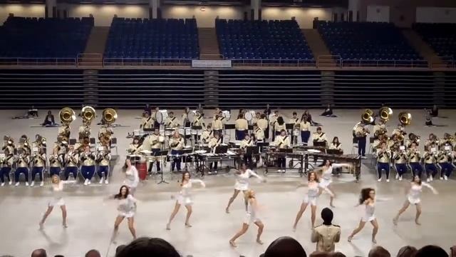 SJSU Marching Band Dont Stop Me Now смотреть онлайн