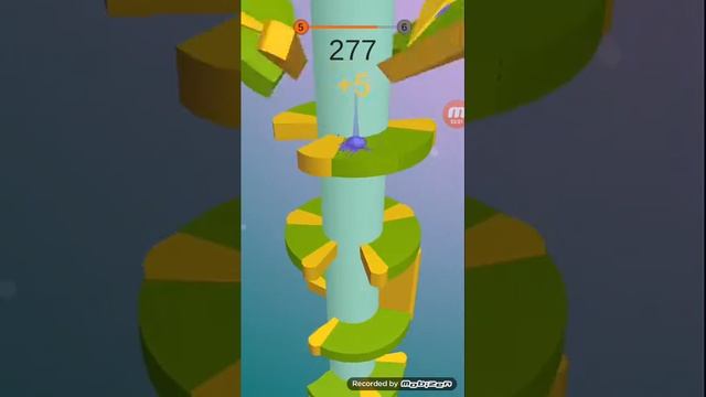 Играю в Helix Jump смотреть онлайн