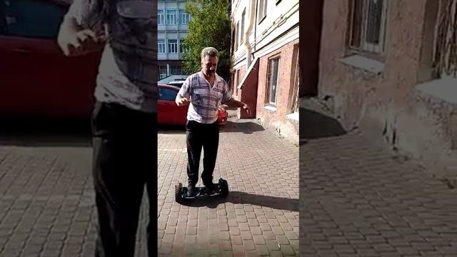 УКРОТИТЕЛЬ ГИРОСКУТЕРА смотреть онлайн
