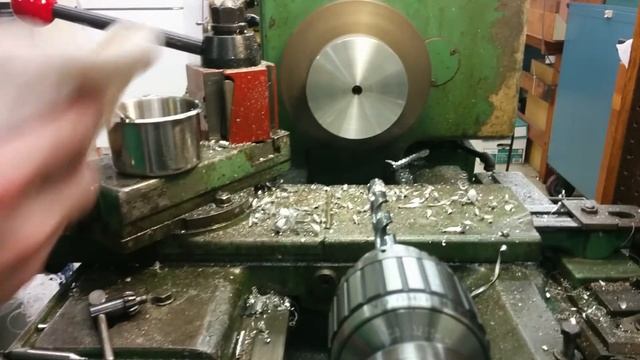 Large hole drilling in aluminum смотреть онлайн