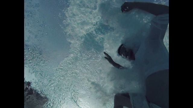 MANTA YOUF - llover (Official Video) смотреть онлайн