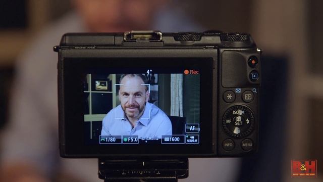 First Look: Canon | EOS M3 Mirrorless Camera смотреть онлайн