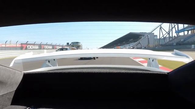 Porsche 991 GT3 - Followed by Gulf Cayman on Nürburgring GP (05.05.2016) смотреть онлайн