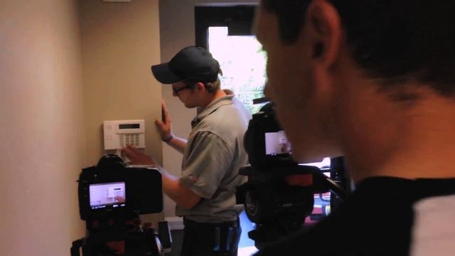 CSS Two Camera Shoot смотреть онлайн