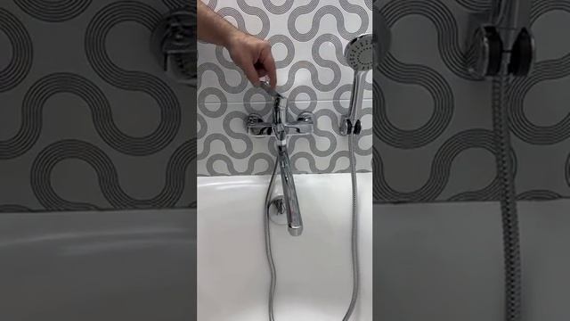 Смеситель для ванны и умывальника Vieir V053541 хром смотреть онлайн