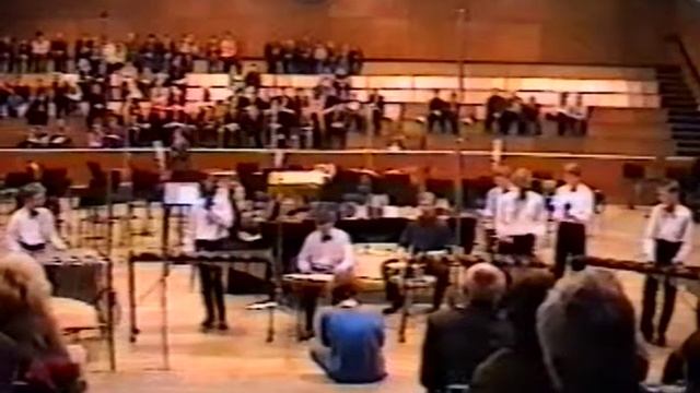 Отчётный концерт 22.12.2001_ансамбль ударных п/р М.Дунаева смотреть онлайн