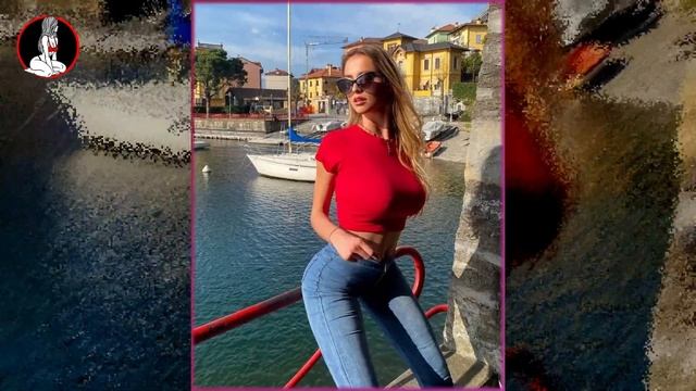 Maria Arreghini ~ Bio/wiki, Top Curvy Models In The World, Model Outfits, Top Supermodels