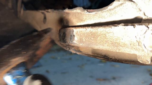 Замена задних амортизаторов на Volvo 240 и 740. смотреть онлайн