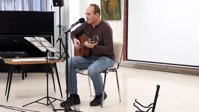 (8) Сольный концерт Якова Корноухова "И в дороге дальней..." смотреть онлайн