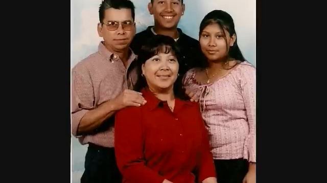 Los Nortenitos Y La Familia Garcia смотреть онлайн