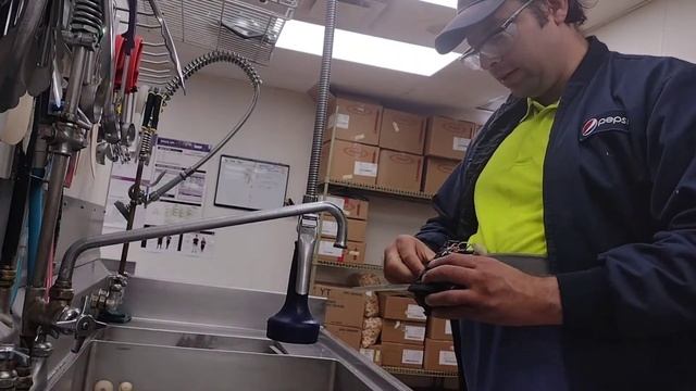Ghost Pour (stuck solenoid example) смотреть онлайн